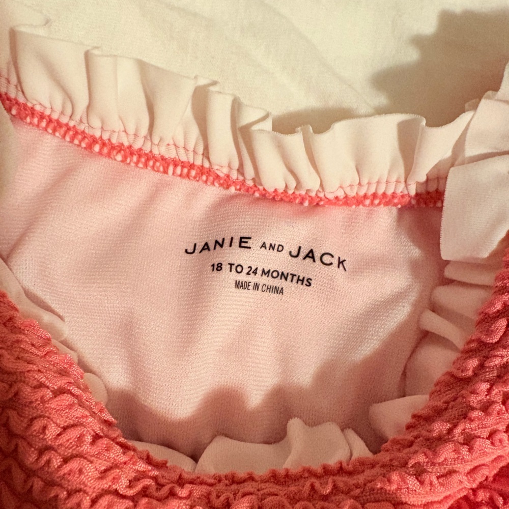 Janie and Jack Crinkle 2-Piece Swimsuit 18-24 months - Picture 6 of 6